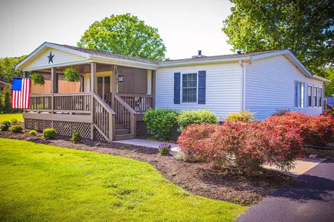 56 Crimora Station Ln, Crimora, VA 24431