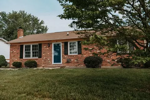 68 Eastgate Dr, Verona, VA 24482
