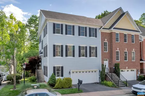 170 Brookwood Dr, Charlottesville, VA 22902