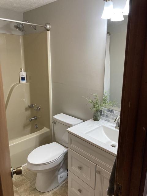 673 Killmon Rd, Basye, VA 22810 photo 9