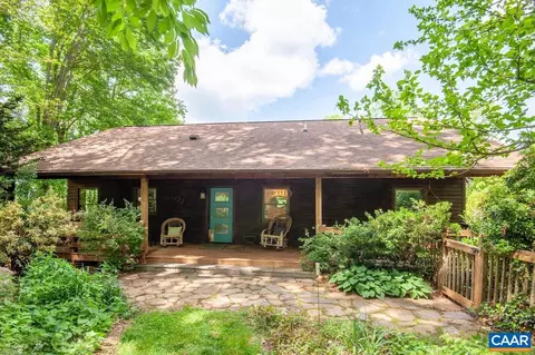 724 Willoughby Ln, Shipman, VA 22971