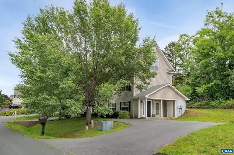 109 Sundrops Ct, Charlottesville, VA 22902