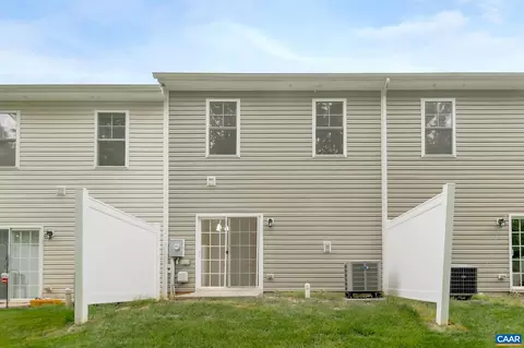 86 Augies Aly, Palmyra, VA 22963 photo 3