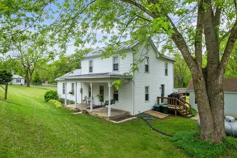 2391 Pinewoods Rd, Quicksburg, VA 22847