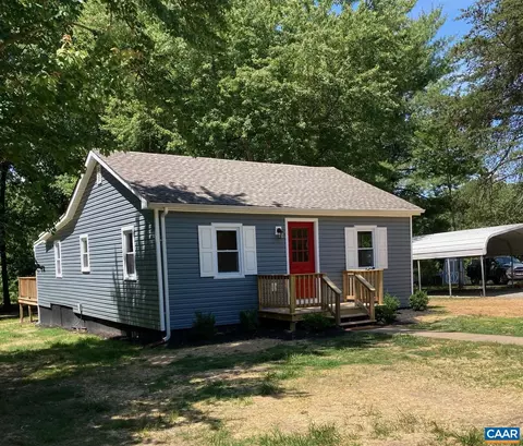 915 S Spotswood Trl, Louisa, VA 23093