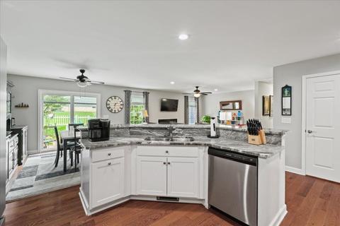 25 Meriwether Cir, Stuarts Draft, VA 24477 photo 14