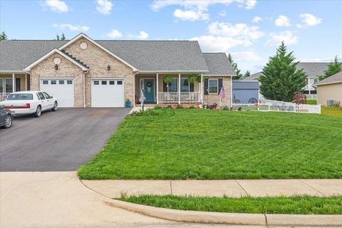 25 Meriwether Cir, Stuarts Draft, VA 24477 photo 4