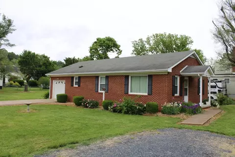 1400 Springhill Rd, Staunton, VA 24401