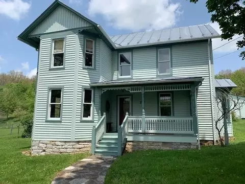 210 Snyder Ln, Blue Grass, VA 24413