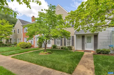 1474 Minor Ridge Ct, Charlottesville, VA 22901