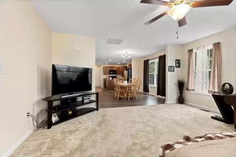 79 Lofty Cir, Stuarts Draft, VA 24477 photo 8