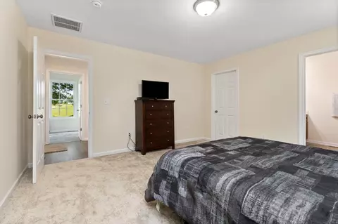 79 Lofty Cir, Stuarts Draft, VA 24477 photo 18