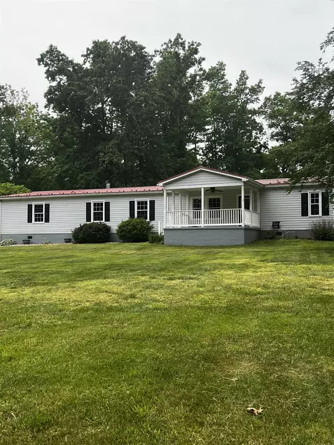 10 Memory Ln, Stuarts Draft, VA 24477