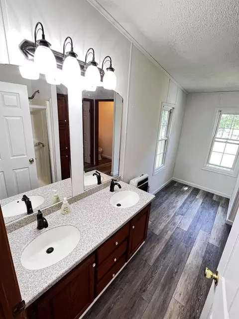 10 Memory Ln, Stuarts Draft, VA 24477 photo 18