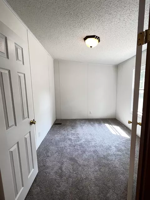 10 Memory Ln, Stuarts Draft, VA 24477 photo 16