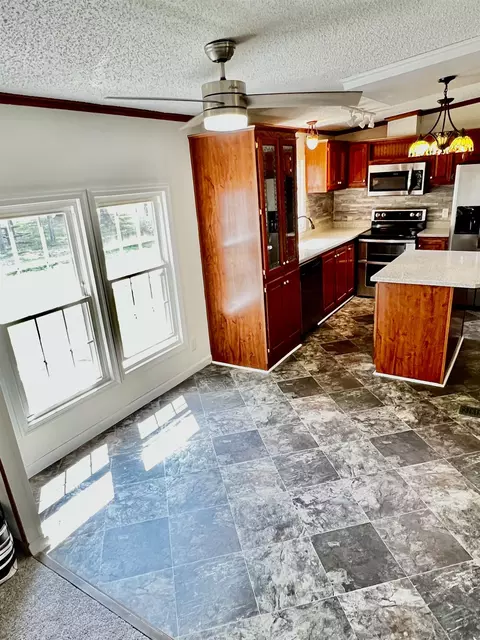10 Memory Ln, Stuarts Draft, VA 24477 photo 6