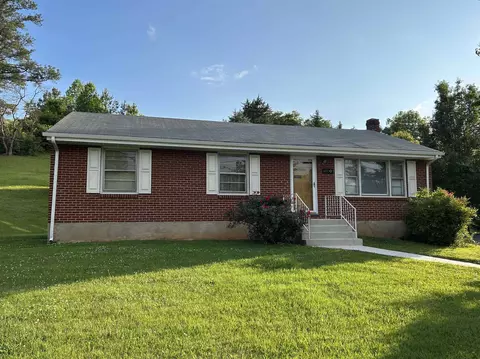 10930 Lee Jackson Hwy, Big Island, VA 24526