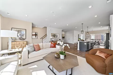 5955 Mccomb St, Crozet, VA 22932