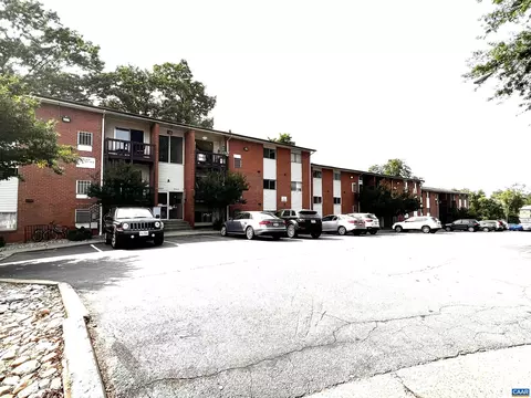 1215 Wertland St #B 31, Charlottesville, VA 22903