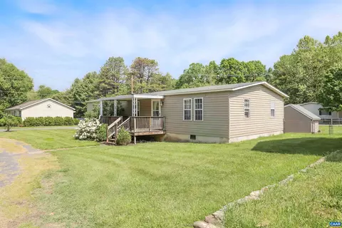 1801 A St, Waynesboro, VA 22980