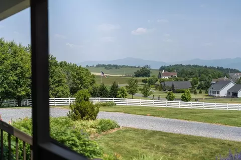 150 Ridgemore Dr, Raphine, VA 24472 photo 74