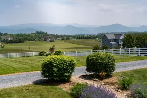 150 Ridgemore Dr, Raphine, VA 24472 photo 72