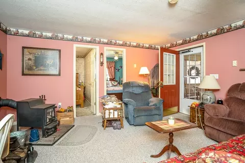 701 Griffith Ln, Clifton Forge, VA 24422 photo 3