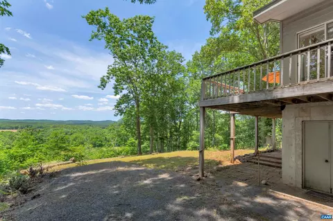 299 Horsley Ln, Buckingham, VA 23921 photo 4