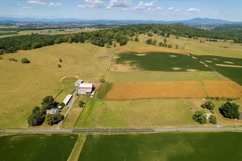 1188 Patterson Mill Rd, Grottoes, VA 24441