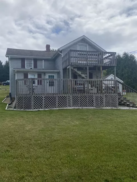446 Old White Hill Rd, Stuarts Draft, VA 24477