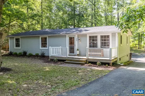 30 Stonewall Rd, Palmyra, VA 22963