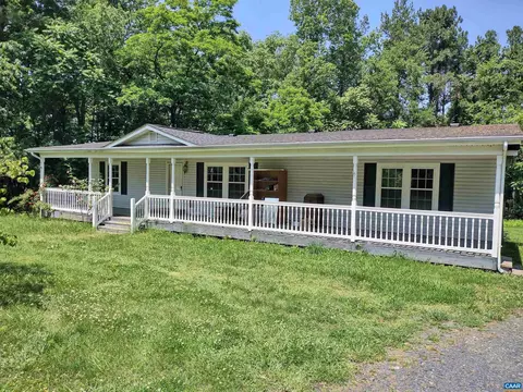 7285 Cartersville Rd, New Canton, VA 23123