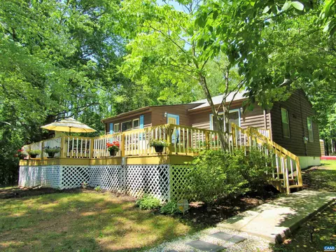 995 Lake Nelson Ln, Arrington, VA 22922
