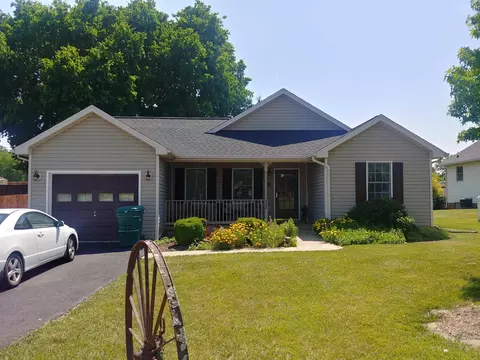 2200 Mosley St, Waynesboro, VA 22980