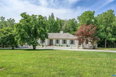 2185 Devonshire Rd, Charlottesville, VA 22901