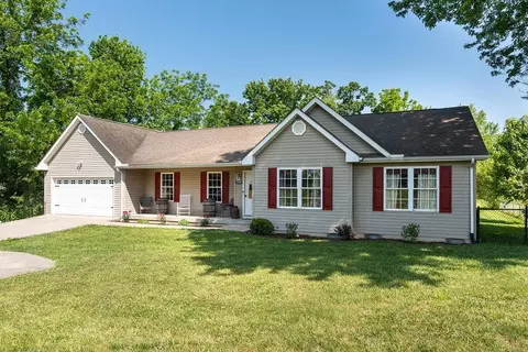 2324 Indian Ridge Rd, Stuarts Draft, VA 24477