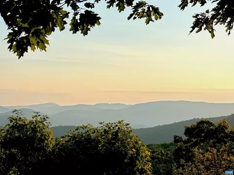 120 Brimstone Dr, Wintergreen Resort, VA 22967