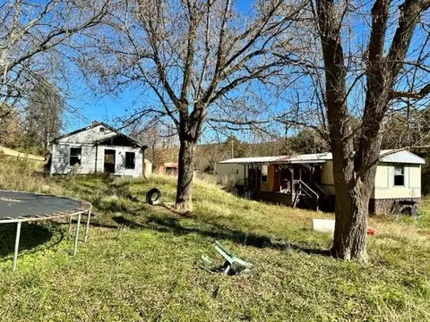 1494 Virginia Ave, Goshen, VA 24439