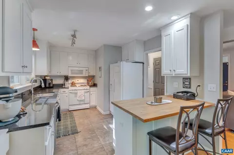 9 Colonial Rd, Palmyra, VA 22963 photo 13