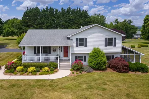 333 Mt Vista Dr, Lexington, VA 24450