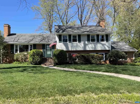 1419 Foxbrook Ln, Charlottesville, VA 22901