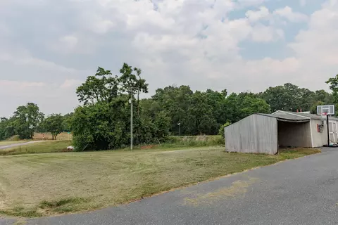 28 Old Draft Rd, Stuarts Draft, VA 24477 photo 41