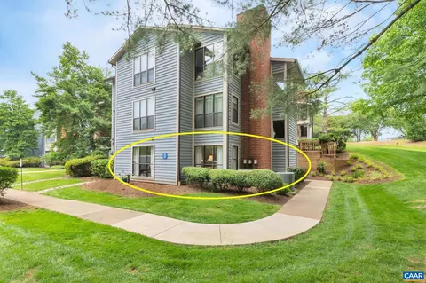 394 S South Pantops Dr S #394, Charlottesville, VA 22911