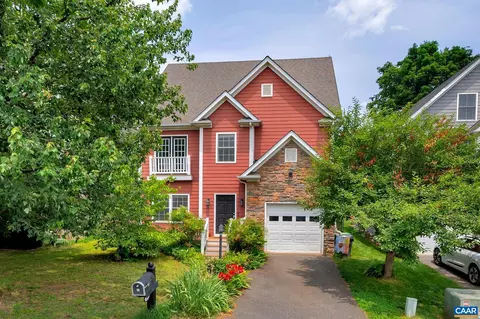 113 Blincoe Ln, Charlottesville, VA 22902