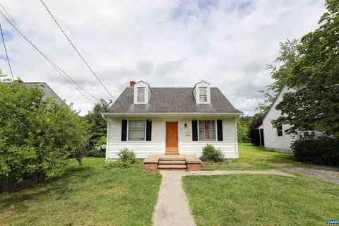 925 Bridge Ave, Waynesboro, VA 22980