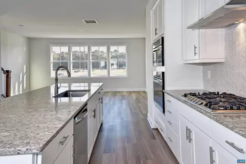2019 Calico Ct, Charlottesville, VA 22911