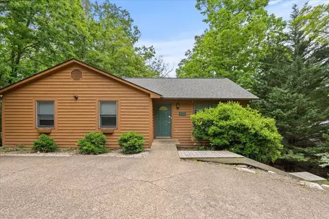 172 Turkey Dr, Mcgaheysville, VA 22840