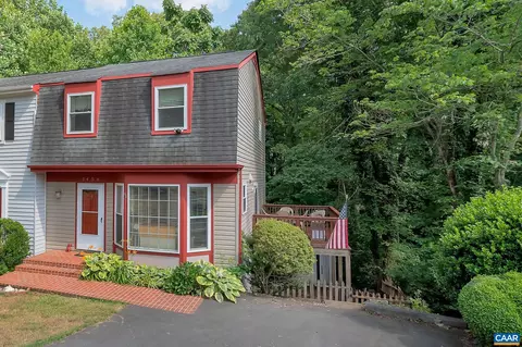 2456 Whitney Ct, Charlottesville, VA 22911