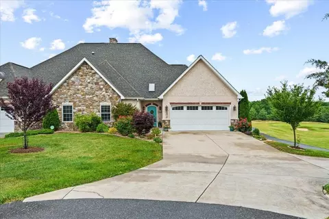 1678 Sherry Ln, Harrisonburg, VA 22801