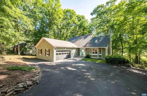 15 Brassie Ter, Palmyra, VA 22963